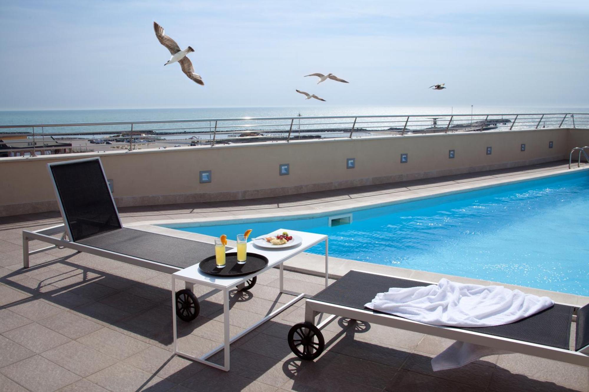 Hotel Tiber Fiumicino Esterno foto