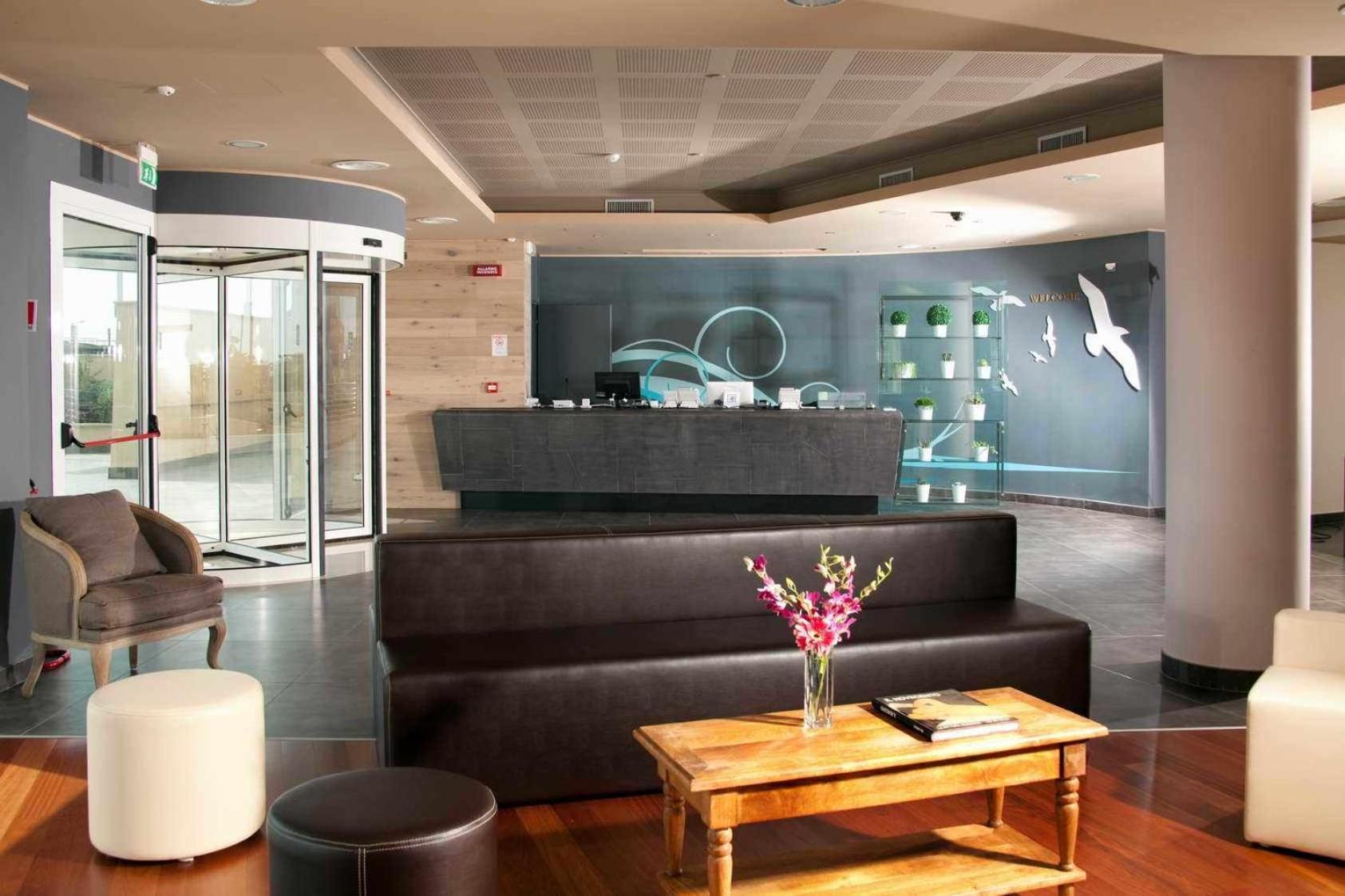 Hotel Tiber Fiumicino Esterno foto