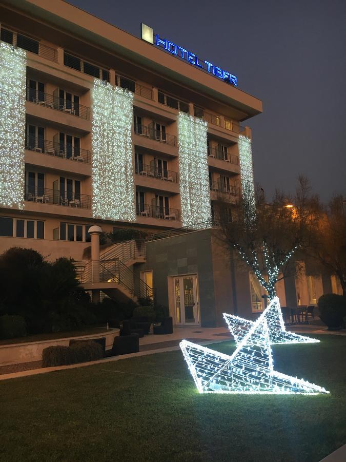 Hotel Tiber Fiumicino Esterno foto